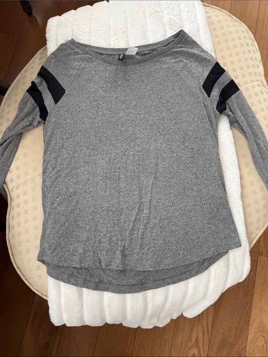 H&M Tops - Women's H&M DIVIDED Gray Long Sleeve Top with Black Sheer Stripes